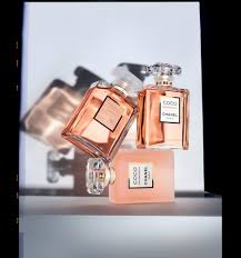 CHANEL Coco Mademoiselle Eau de Parfum Intense Spray 3.4 oz / 100 ml – Women’s Luxury Fragrance